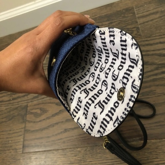 Juicy Couture Mini Crossbody - Picture 3 of 4